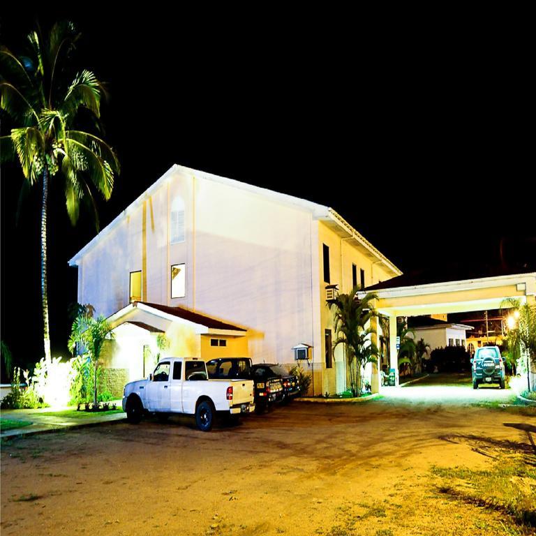 Hotel Presidente Selva ลาเมอร์เคด ภายนอก รูปภาพ