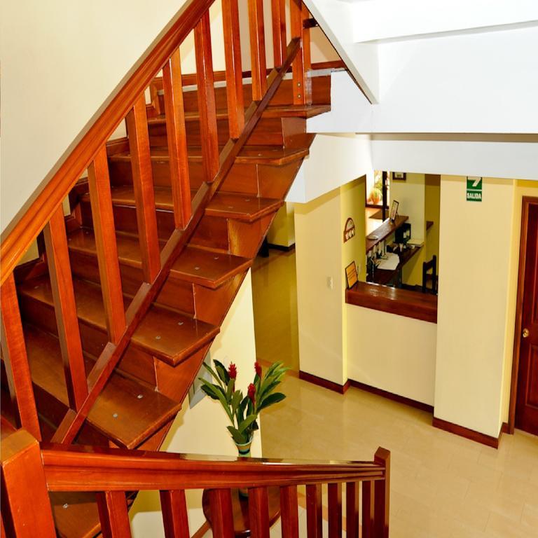 Hotel Presidente Selva ลาเมอร์เคด ภายนอก รูปภาพ