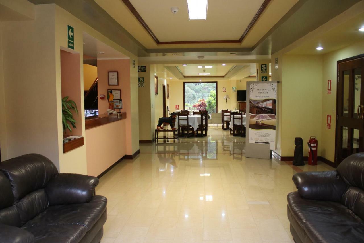 Hotel Presidente Selva ลาเมอร์เคด ภายนอก รูปภาพ